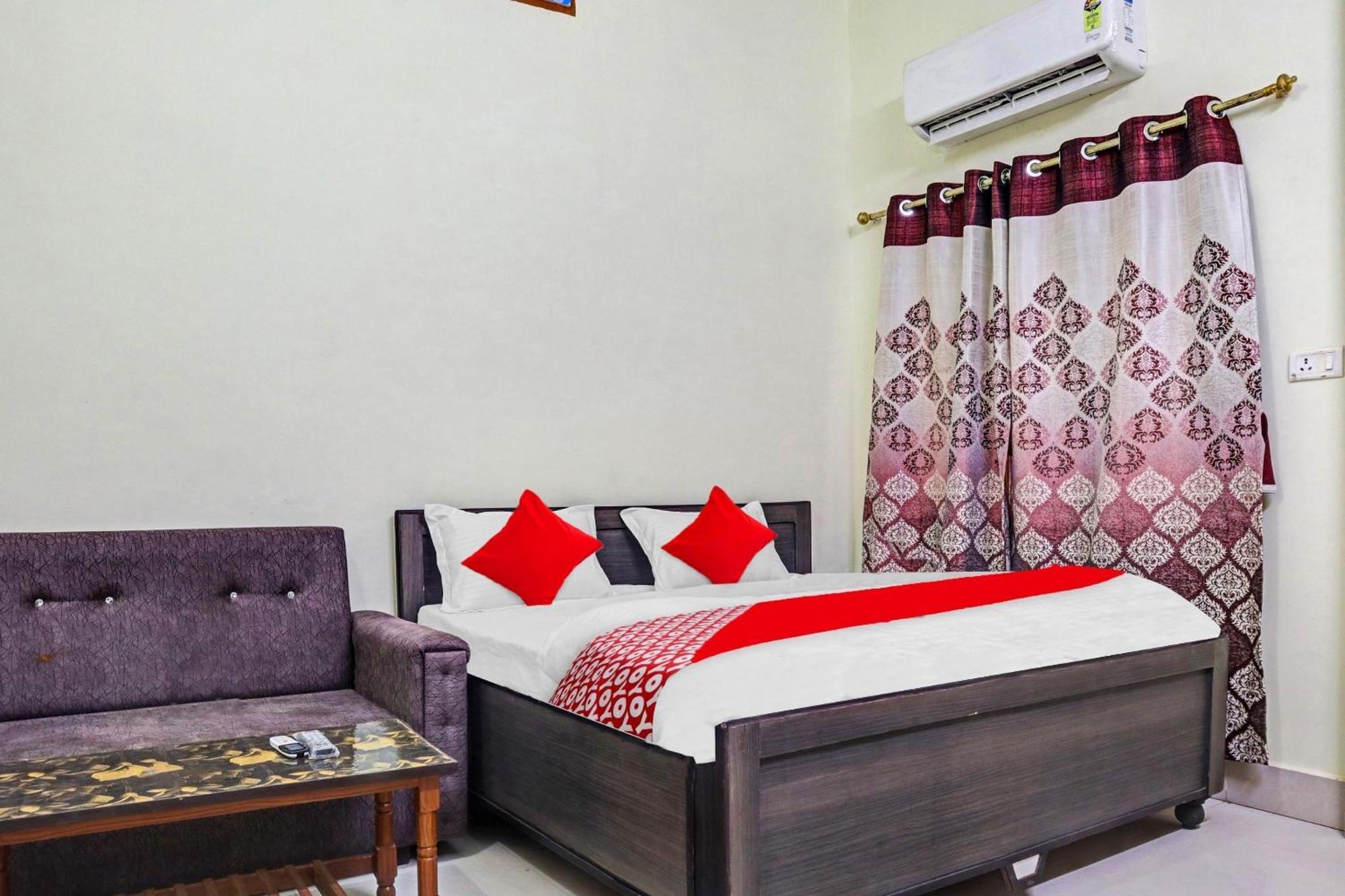 Hotel O Samridhi Bilāspur Buitenkant foto