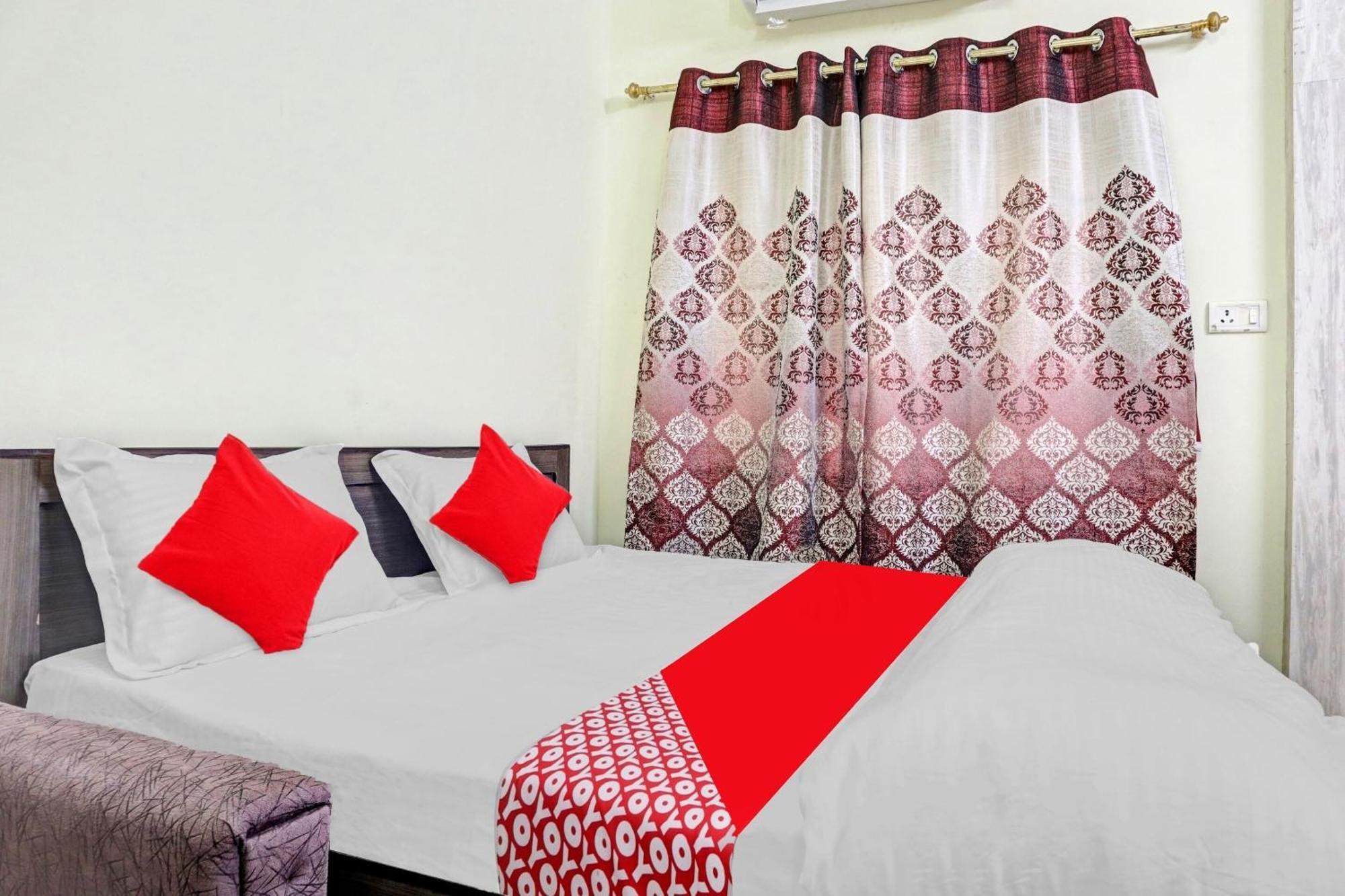 Hotel O Samridhi Bilāspur Buitenkant foto