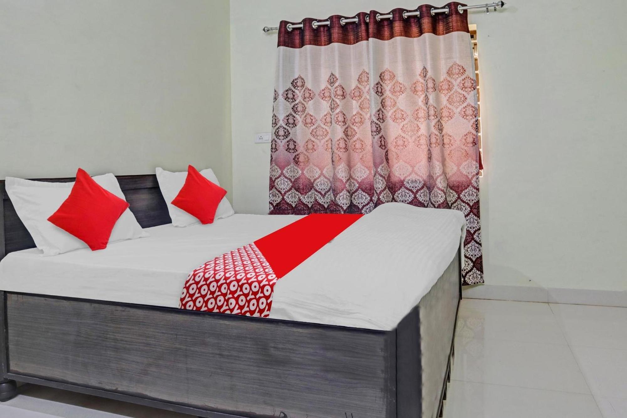 Hotel O Samridhi Bilāspur Buitenkant foto
